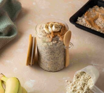 High Protein Overnight Oats - Banana Peanut Butter