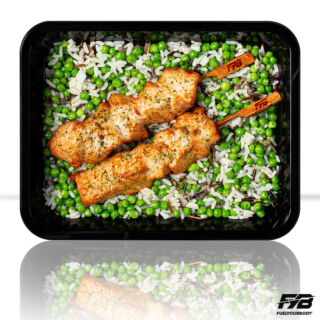 Mix de riz sauvage - brochette de poulet - Petits pois doux [MASSE]